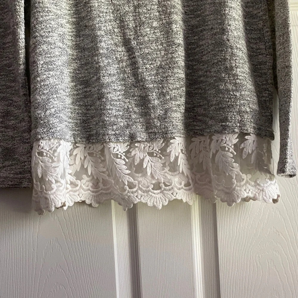 Lane Bryant Heather Gray Sweater with Lace Trim size 14/16 - Picture 3 of 6